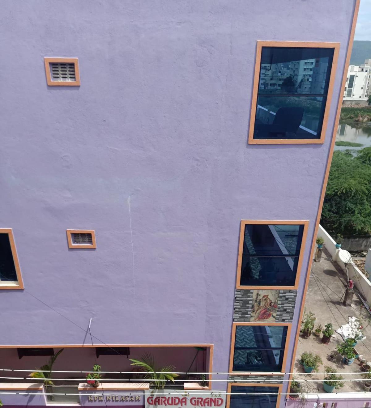 Garuda Grand Tirupati Exterior foto